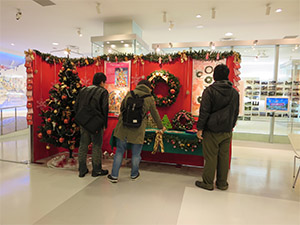 東西「宝くじドリーム館」で「コンサート」や「特別パネル展」を開催