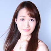 泊 真美子さん